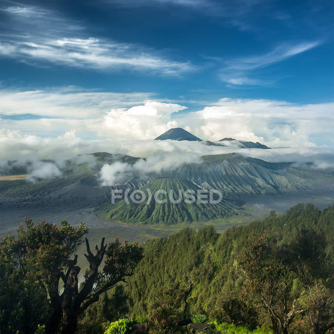 Vulkane Bromo und Batok — Stockfoto