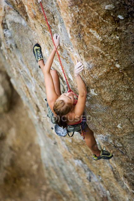 Mulher alpinista — Fotografia de Stock