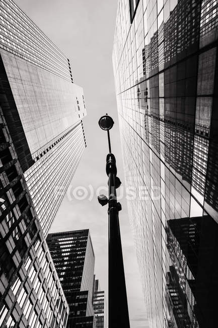 Manhattan modern architecture — Stock Photo