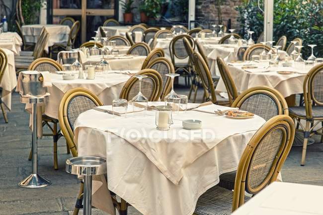 Ristorante all'aperto — Foto stock