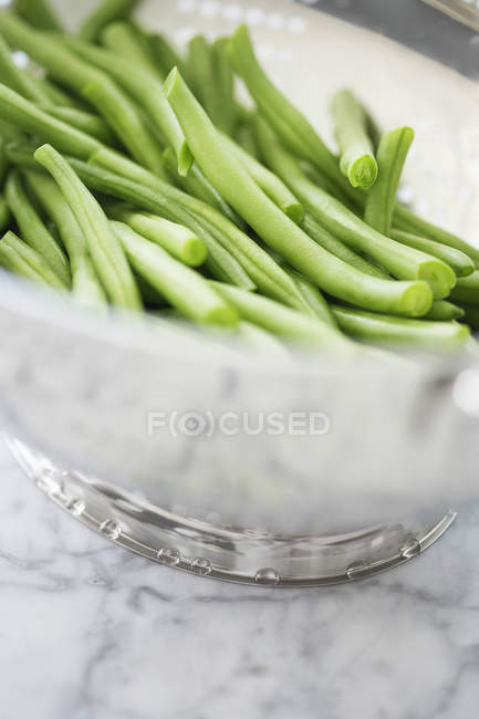 Bol de haricots verts — Photo de stock