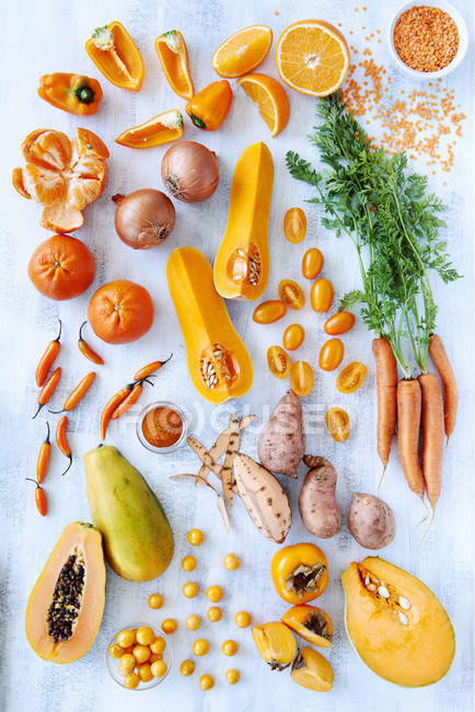 Colheita tonificada laranja produtos frescos — Fotografia de Stock