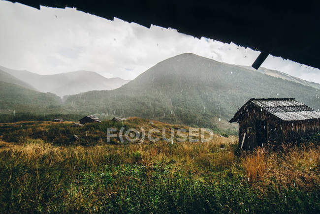 Ninguém pode impedir a nossa equipa de ver as paisagens mais bonitas de Svaneti. — Fotografia de Stock