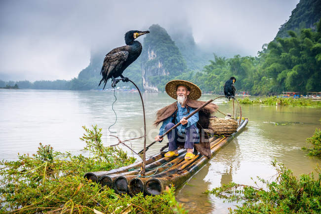 Chinese Cormorant Fisherman — Stock Photo