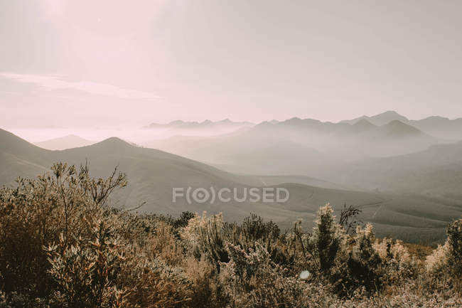 Misty Highlands de Escocia - foto de stock