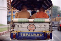 Monks in tuk-tuk, rearview — Stock Photo
