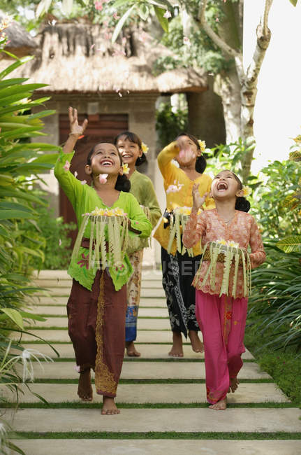 Happy Balinese girls — Stock Photo