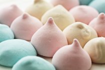 Pastel-coloured marshmallows — Stock Photo