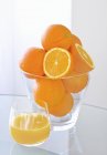 Glass of orange juice — Stock Photo