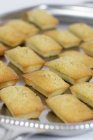 Biskuit und Mandelkuchen im Blech — Stockfoto