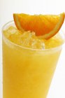 Succo d'arancia con ghiaccio tritato — Foto stock
