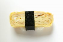 Nigiri sushi with egg — Stock Photo