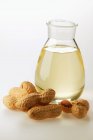 Арахісова олія та арахіс — стокове фото