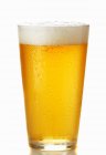 Bière légère en verre — Photo de stock