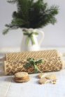 Вид крупним планом різдвяні візерунки рулонні шпильки з печивом — стокове фото