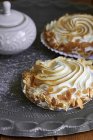 Meringue with flaked almonds — Stock Photo