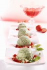 Basil sorbet with strawberry ragout — Stock Photo