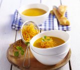 Papaya e zuppa di carote — Foto stock