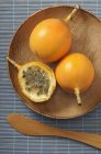 Yellow passion fruits, — Stock Photo