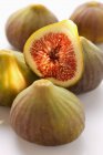 Fresh yellow figs — Stock Photo
