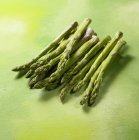 Asparagi freschi verdi — Foto stock