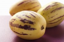 Meloni di pepino freschi — Foto stock