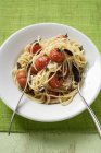 Spaghetti con pomodorini — Foto stock