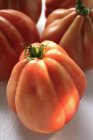 Tomates rouges mûres fraîches — Photo de stock