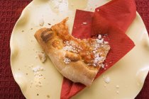 Stück Pizza Margherita — Stockfoto