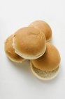 Quatre petits pains au hamburger — Photo de stock
