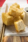 Cubi di tofu impanati — Foto stock