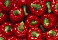 Red bell peppers whole — Stock Photo