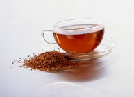 Чашка чая с руибосом — стоковое фото