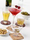 Cocktails, Longdrinks und Spirituosen — Stockfoto