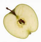 La moitié de la pomme Granny Smith — Photo de stock