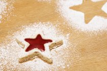 Biscoito de geleia em forma de estrela — Fotografia de Stock