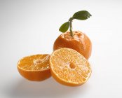 Fresh ripe mandarins — Stock Photo