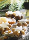 Biscuits étoilés pour Noël — Photo de stock