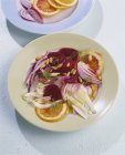 Beetroot salad with pomelo — Stock Photo