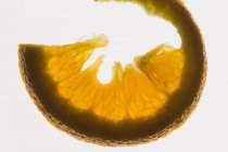 Rebanada de naranja fresca - foto de stock