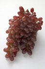 Cacho de uvas vermelhas Cardeal — Fotografia de Stock