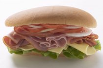 Sub sanduíche com presunto — Fotografia de Stock