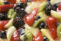 Fruit gateau with strawberries — Stock Photo
