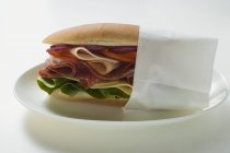 Sandwich au jambon et fromage — Photo de stock