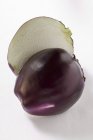 Halved ripe aubergine — Stock Photo