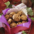 Biscuits aux noix au chocolat — Photo de stock