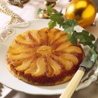 Caramelised pear cake — Stock Photo