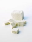 Corte e tofu inteiro — Fotografia de Stock