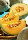 Fatias de melão cantaloupe — Fotografia de Stock