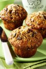Muffins mit Früchten und Samen — Stockfoto